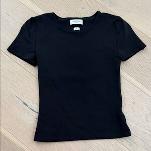 Aritzia Black Contour T-Shirt